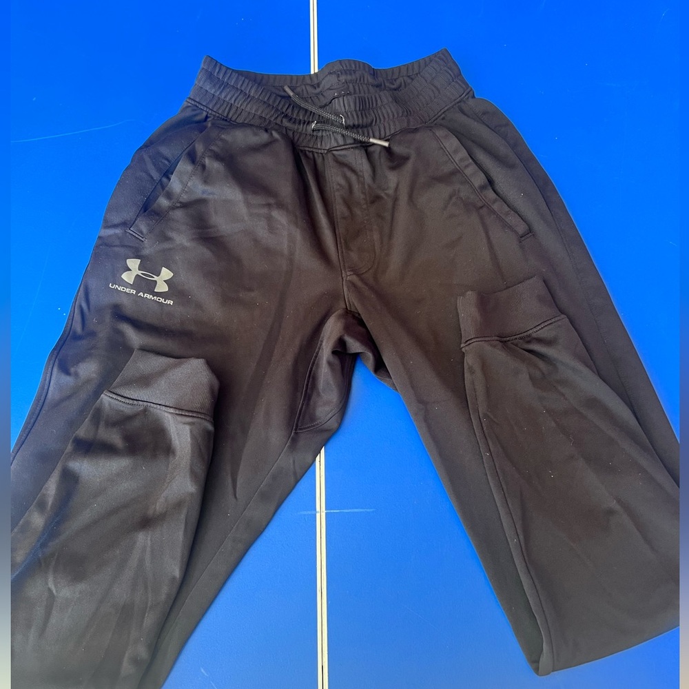 Under Armor cold gear mens jogger sweat pants